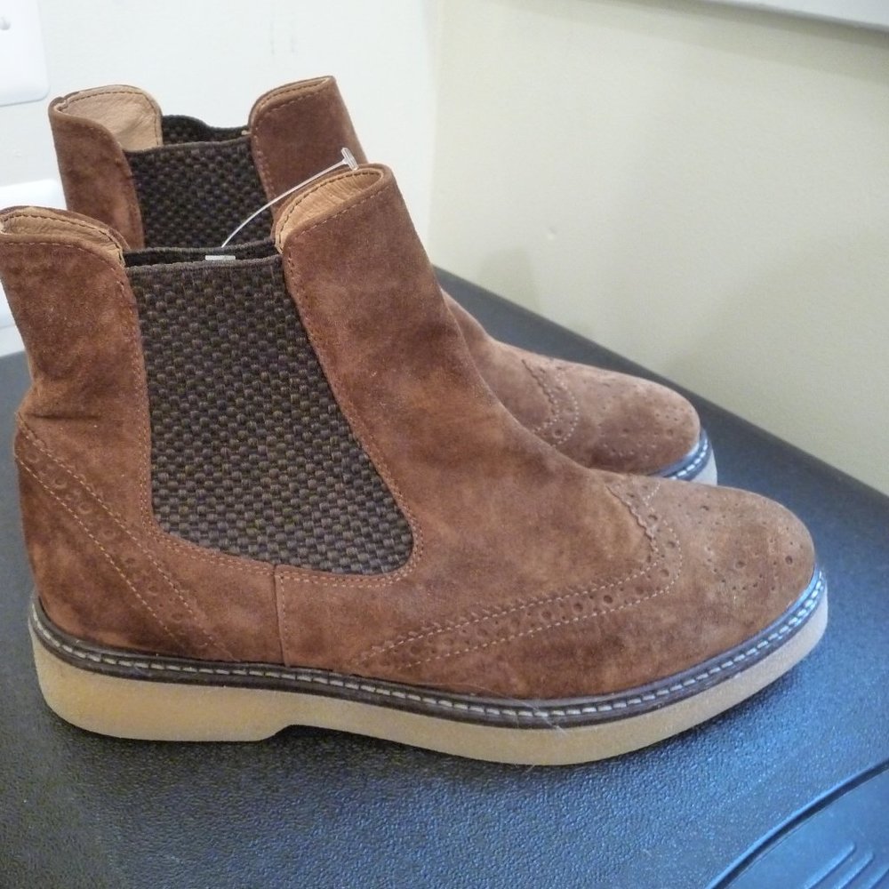 ALPE MADE IN SPAIN COGNAC SUEDE GENUINE CREPE RUBER SOLE CHELSEA BOOTS EU 40 NEW